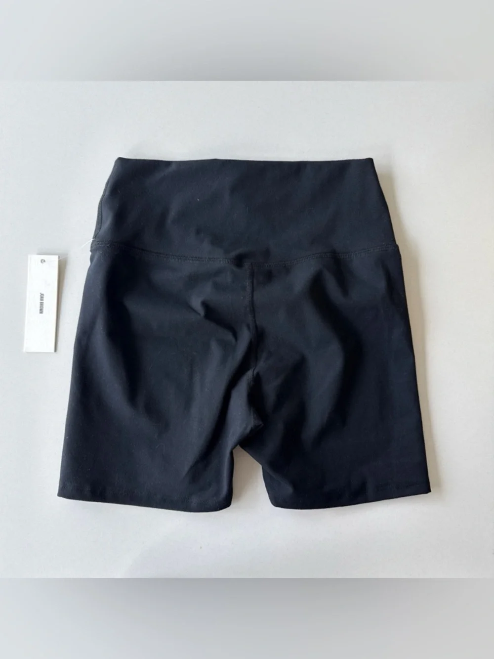 Joah Brown shorts S/M - Picture 2 of 3